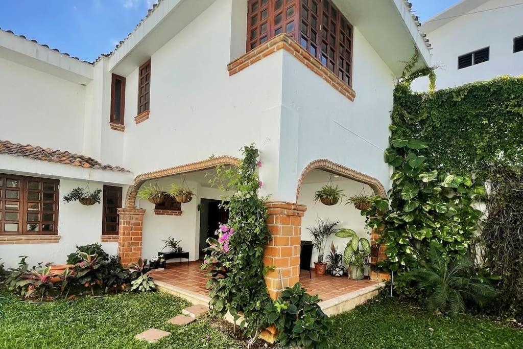 Beautiful Jungle House On A Strategic Location Villa Cancún Exterior foto